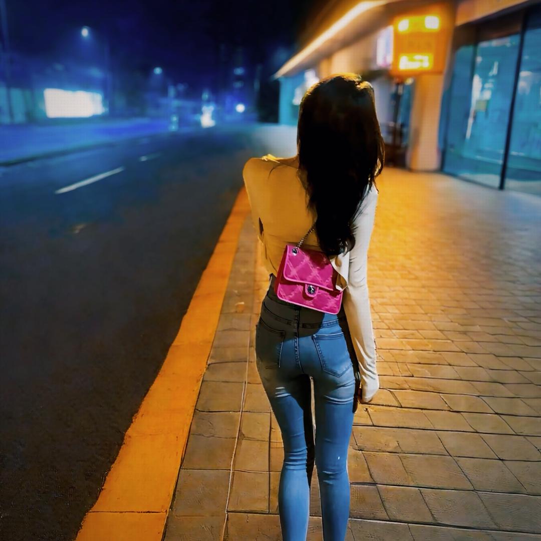 丝丝s