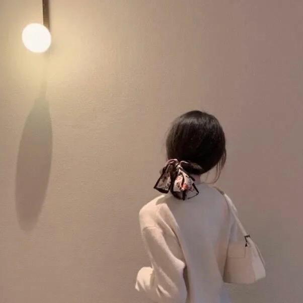 清新^_^凝眸