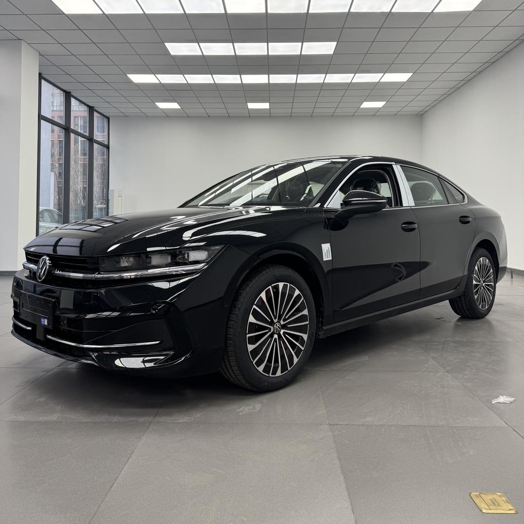 VW.MAGOTAN把油加满