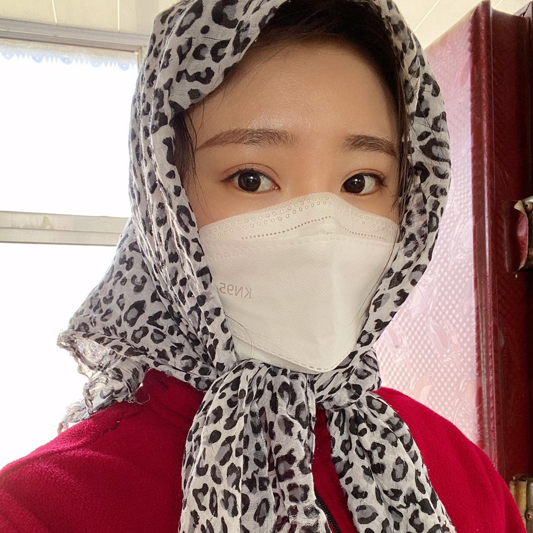 不愿去外地的东北女孩