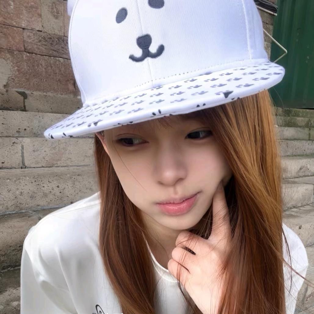 圆脸蛋.