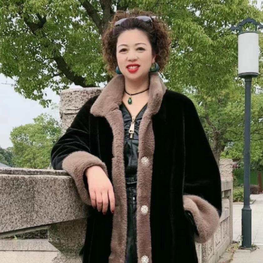 杭州莲姐服装工厂