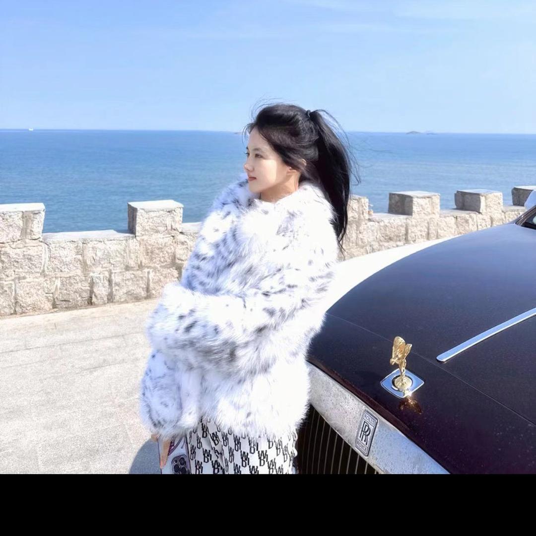 甘蓝蓝头像