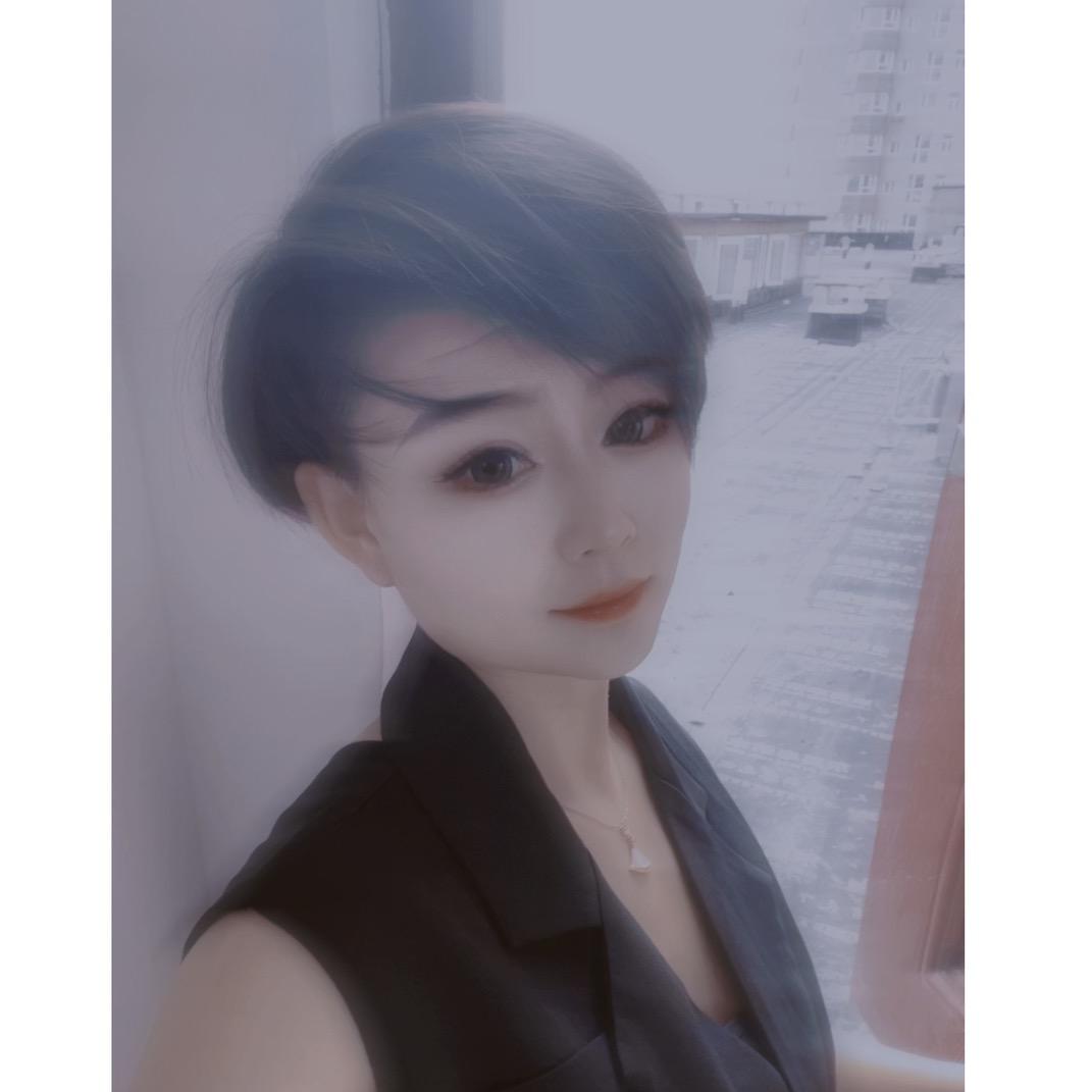 💦  化妆师  Rain 蕊恩·