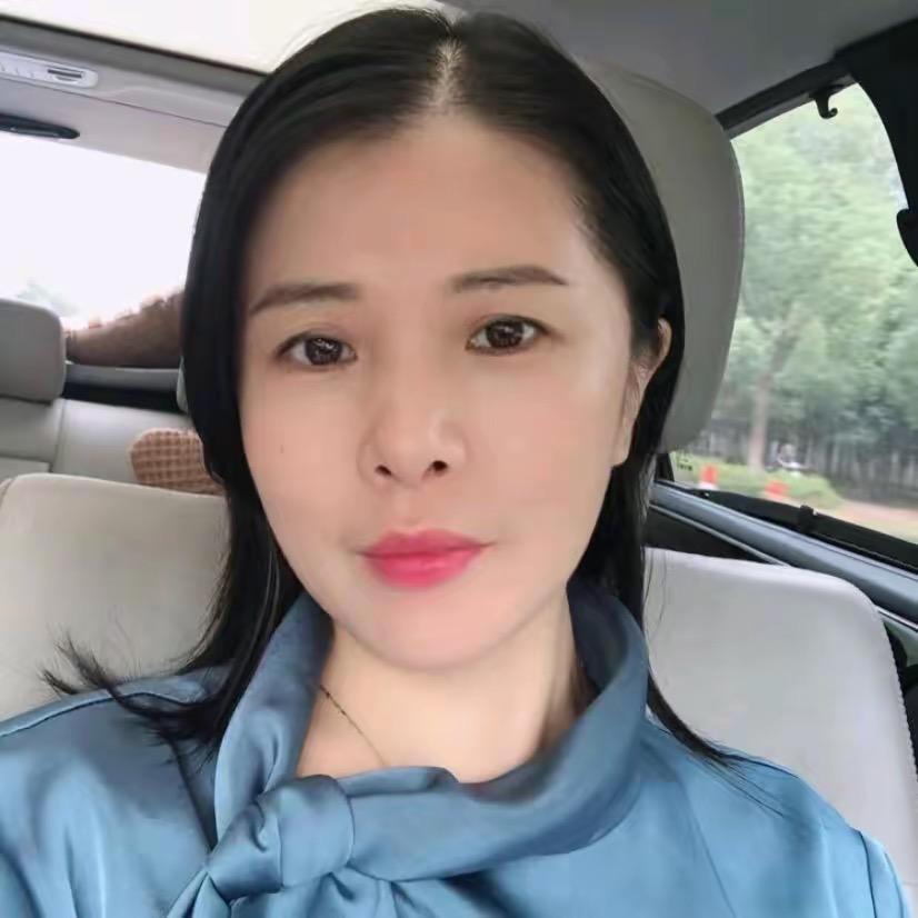 桃姐工厂老板娘