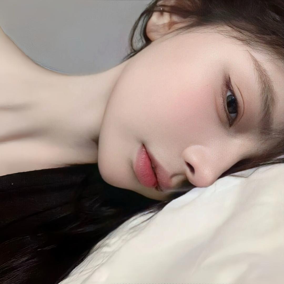 罗哈哈.