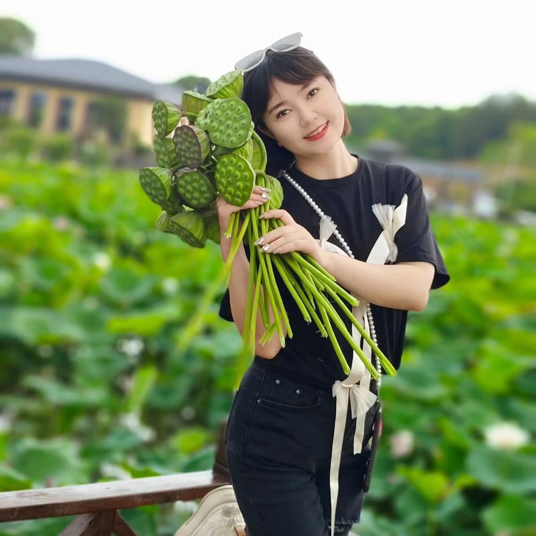 舞小萱