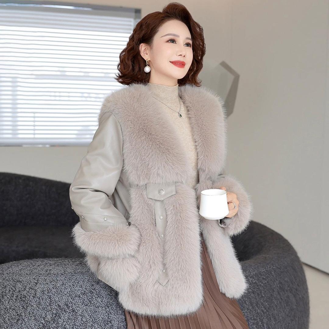 气质夫人装🇨🇳