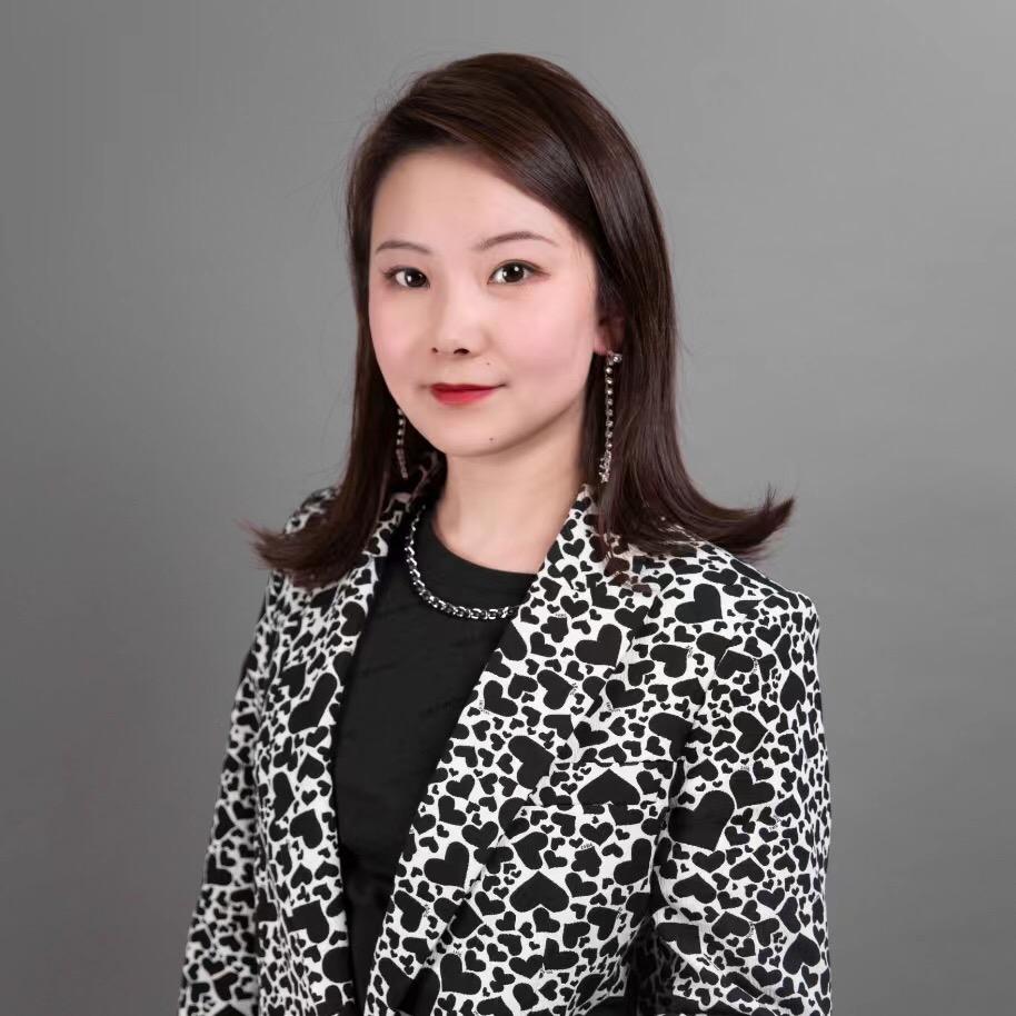 儿推传承人杨雅茜