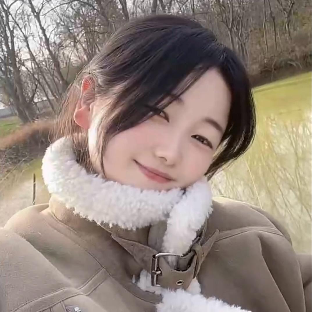 与月亮碰头