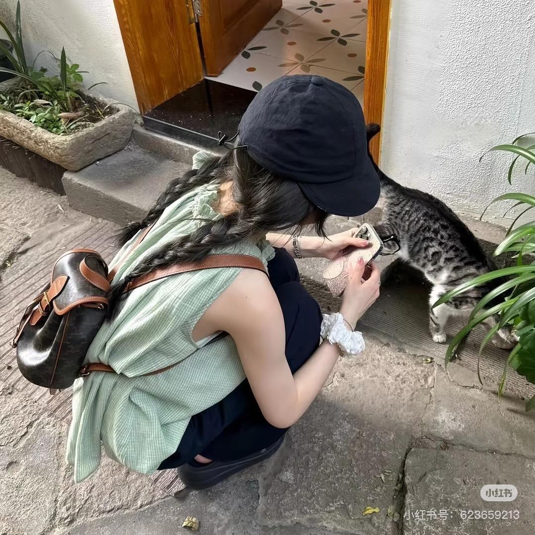 周五了吗･ᴗ･꧞