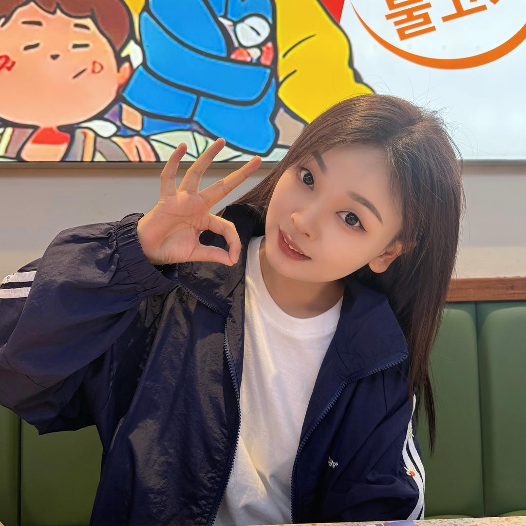 秀秀单眼皮