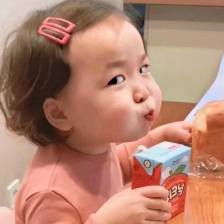 ᥫᩣ ……: ❥･🍬🍬