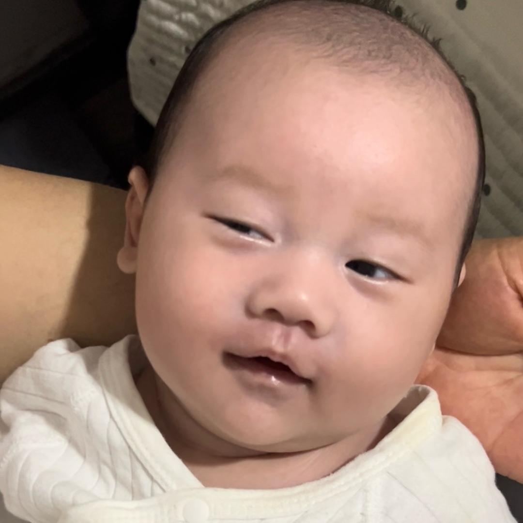 是米兜麻麻吖