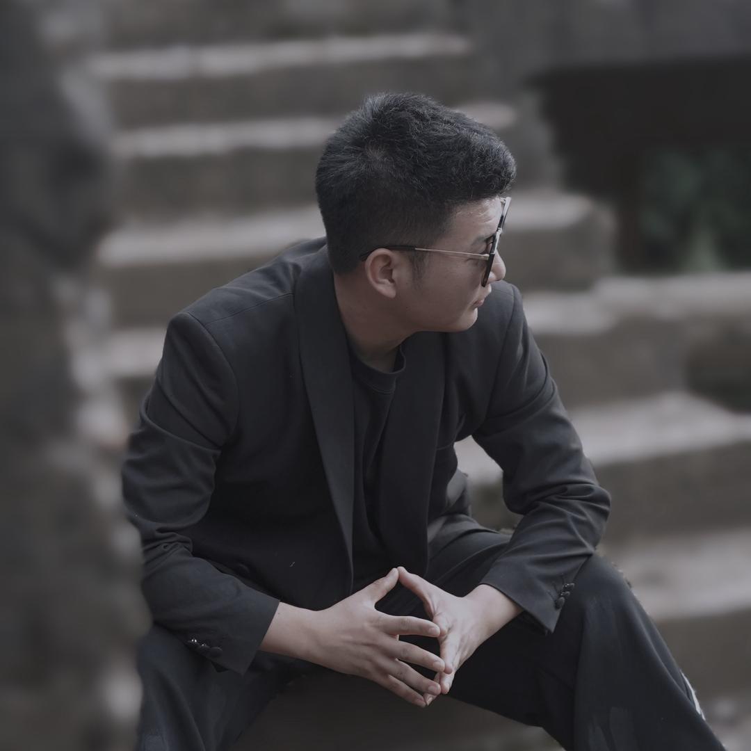 磊磊烫发设计-理发店