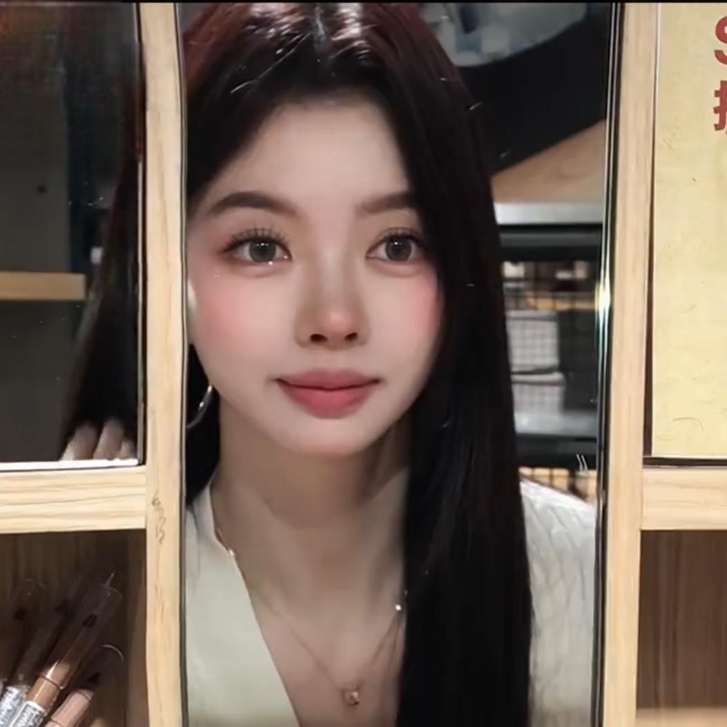 我是秋秋呀💗穿搭优选