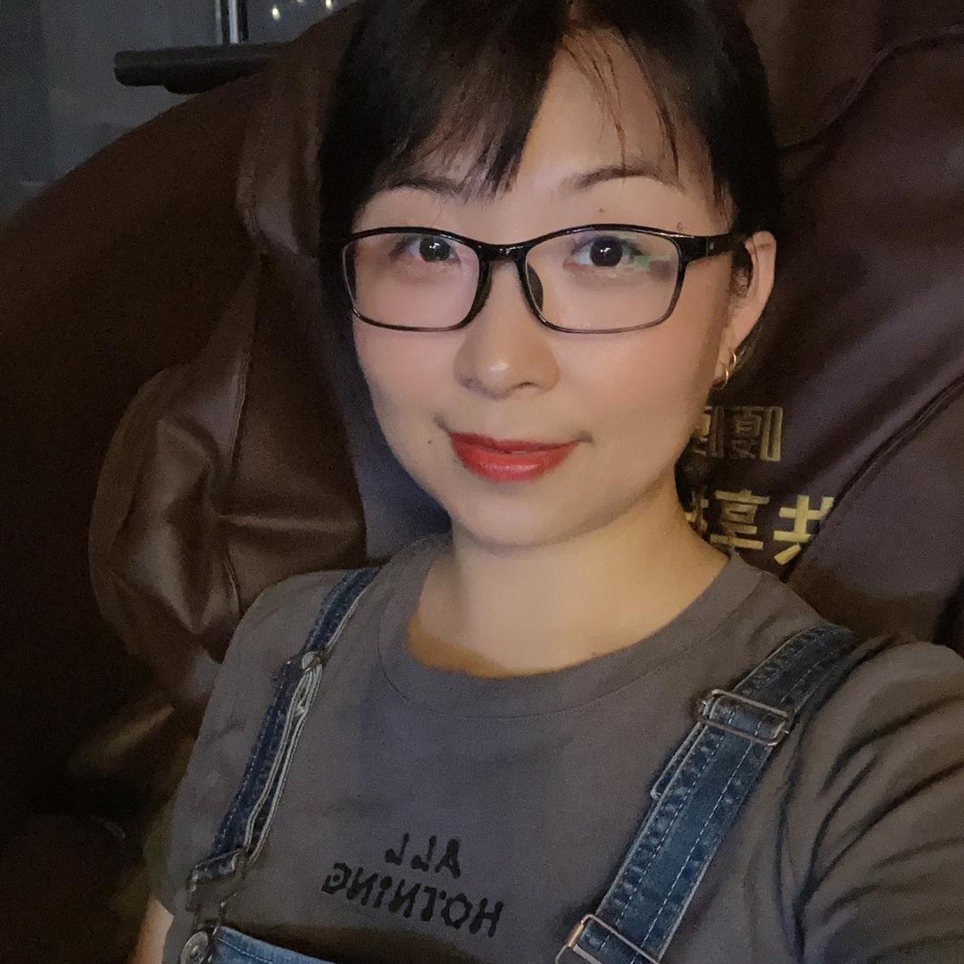 Emily-小鱼