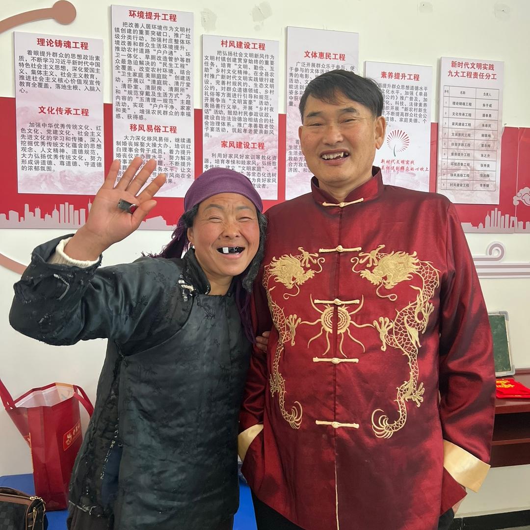 山东刘玲,