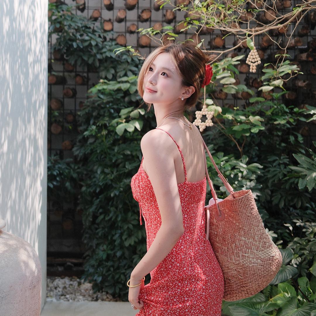 星期八再改名字