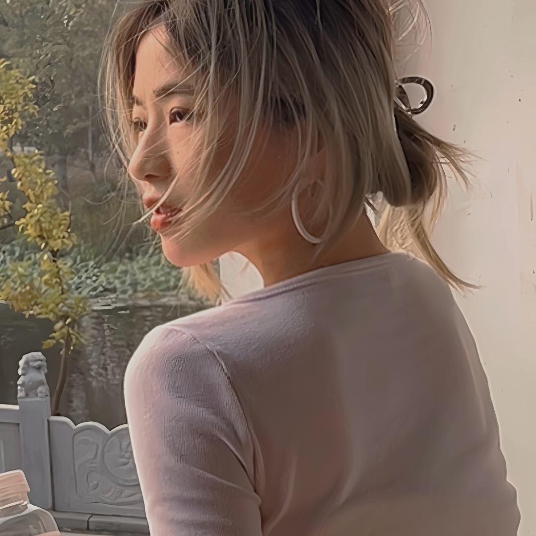 杨了了