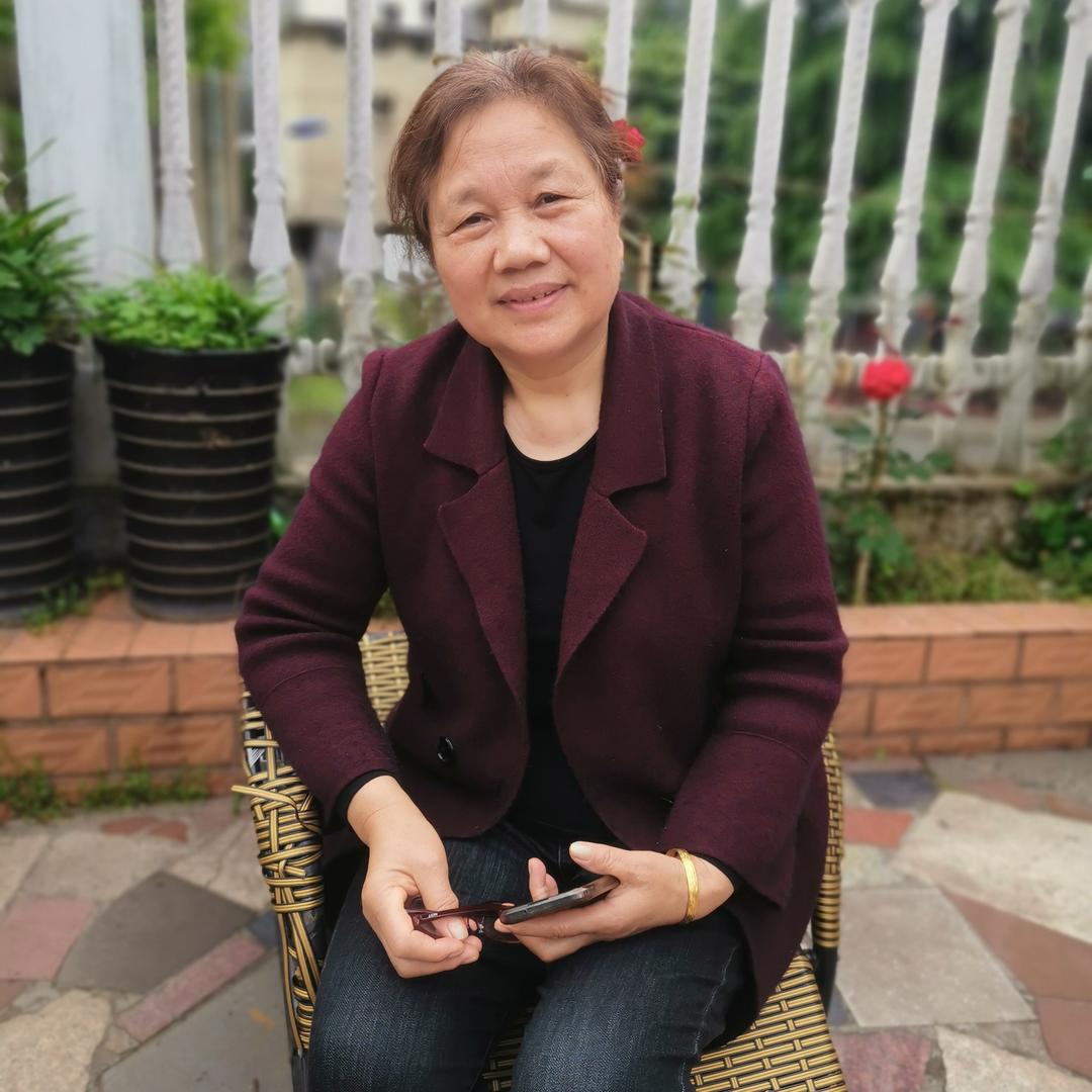 梅梅阿姨很坚强