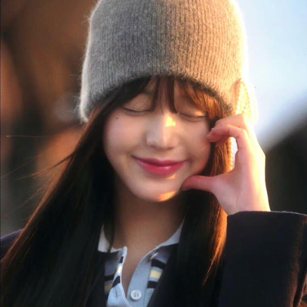 ₊⁺꒰ঌ(̳^周周 Y is ก)