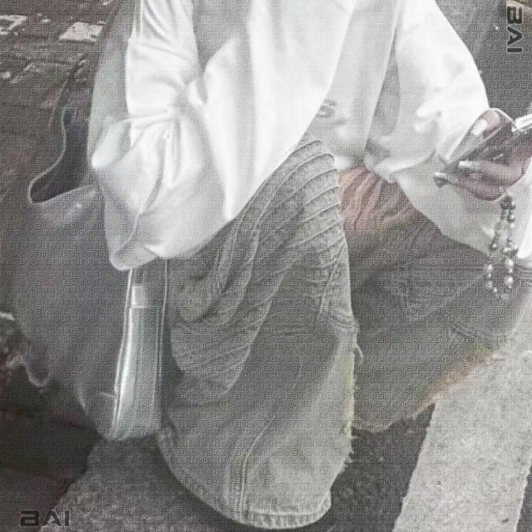 灰白