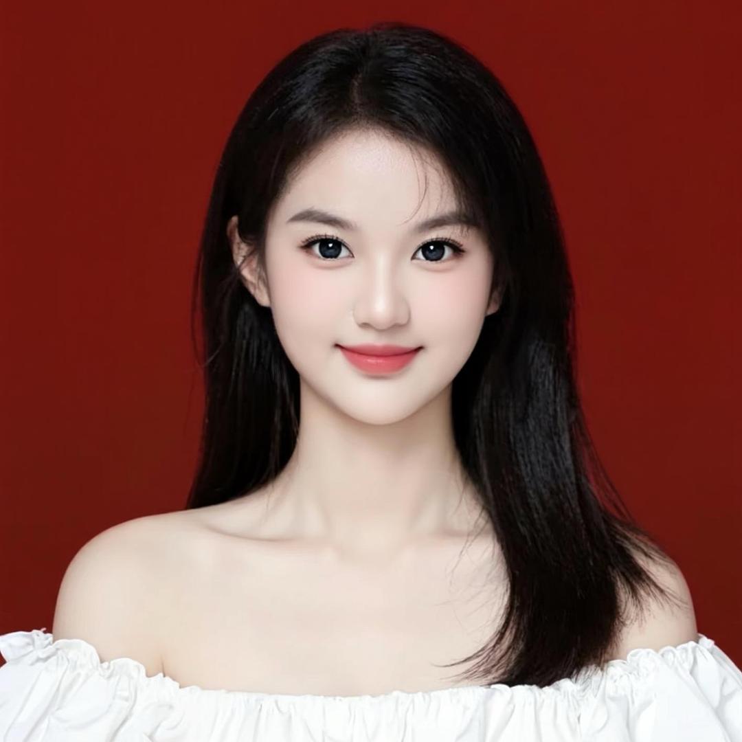 小何👑