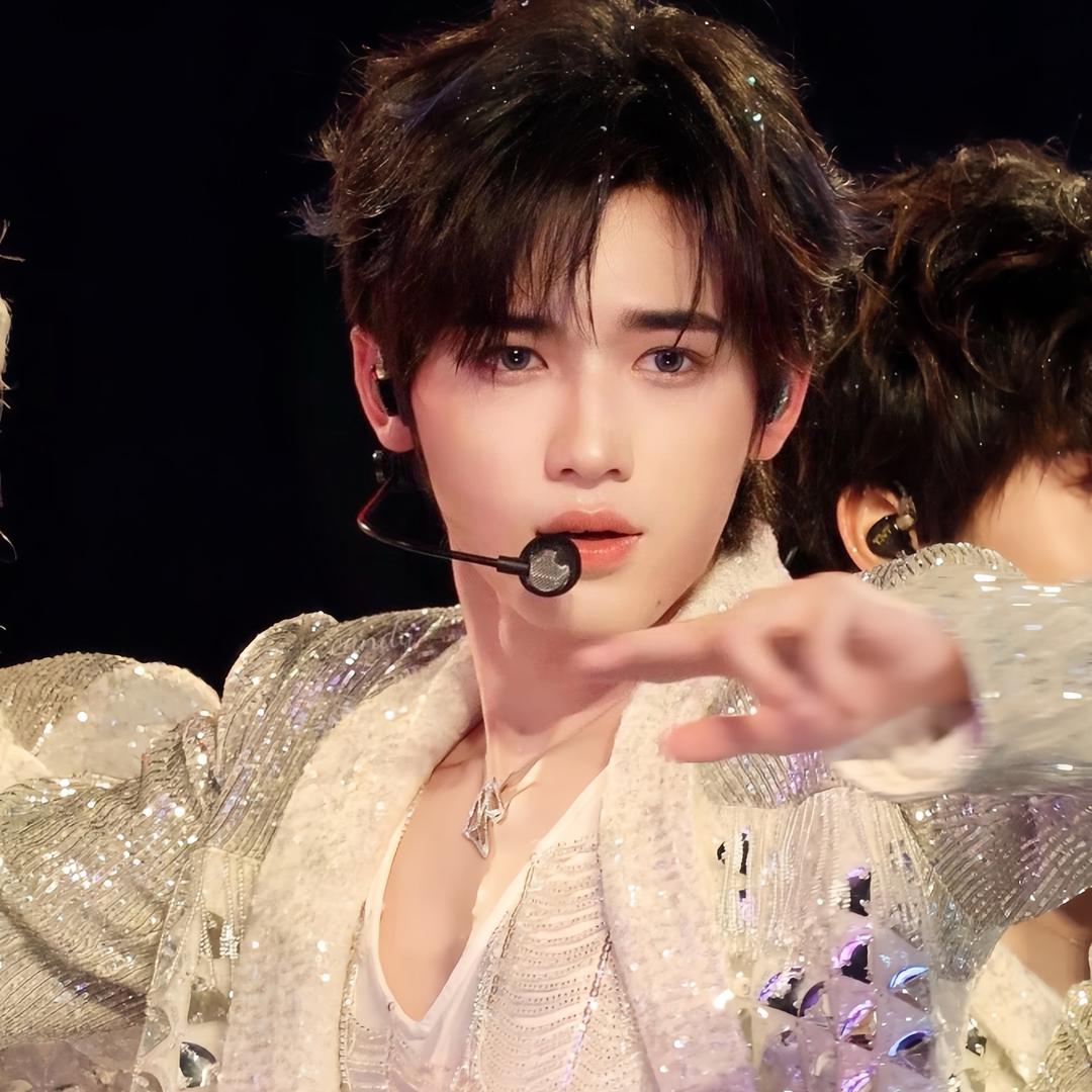 芽心吐泡泡🫧🫧