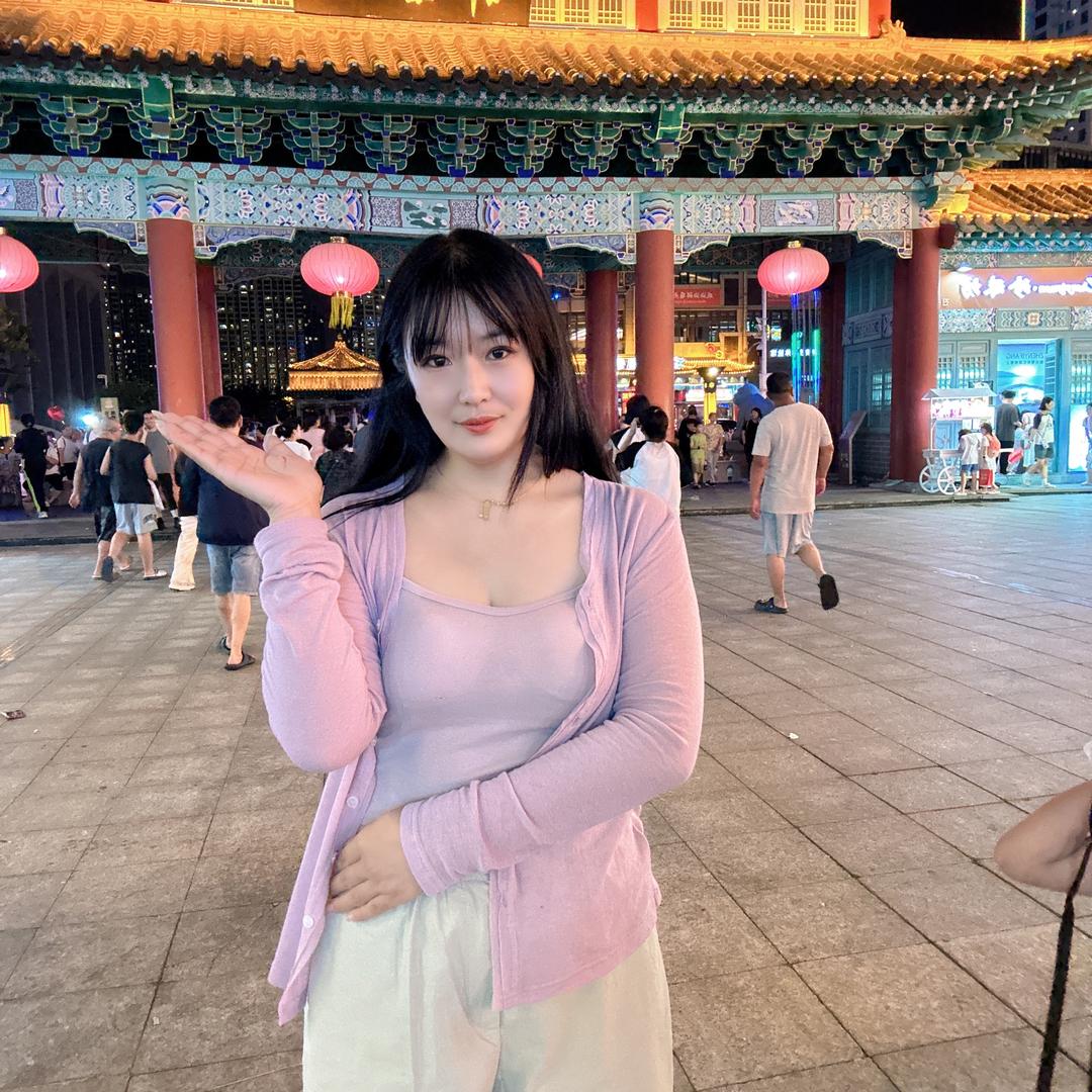 璐璐带你吃喝玩乐