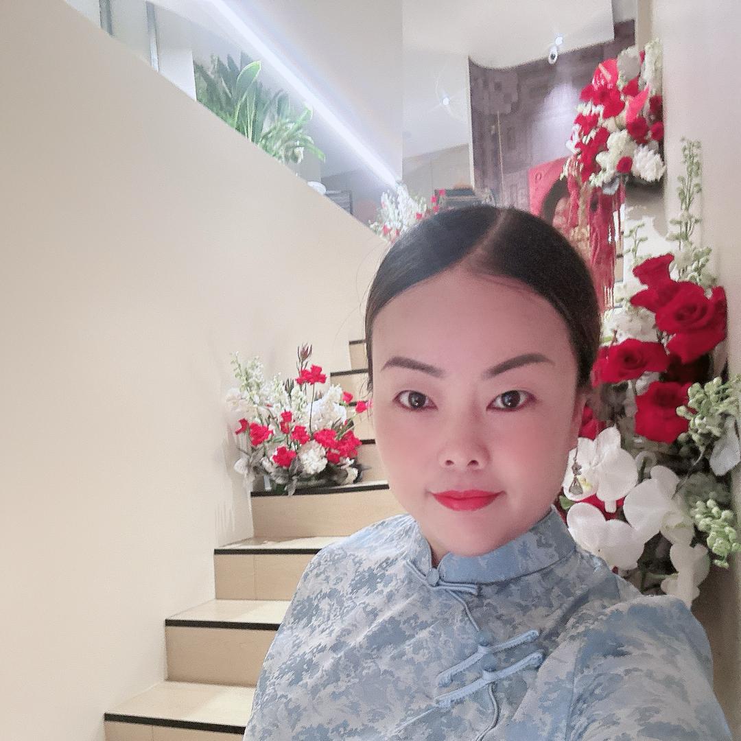 贾晓英