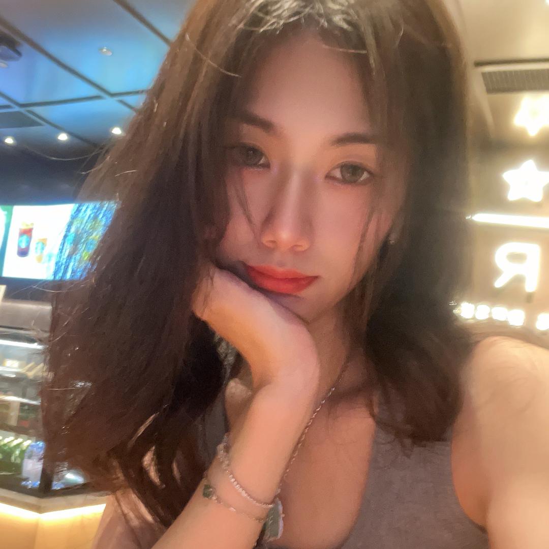 陈慢慢。(质感穿搭)