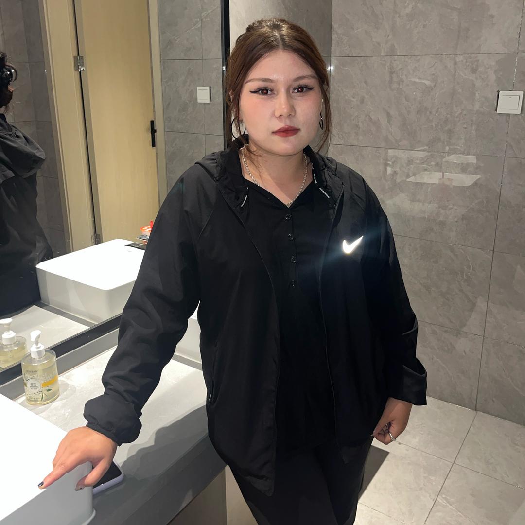 润口肥牛～小曼