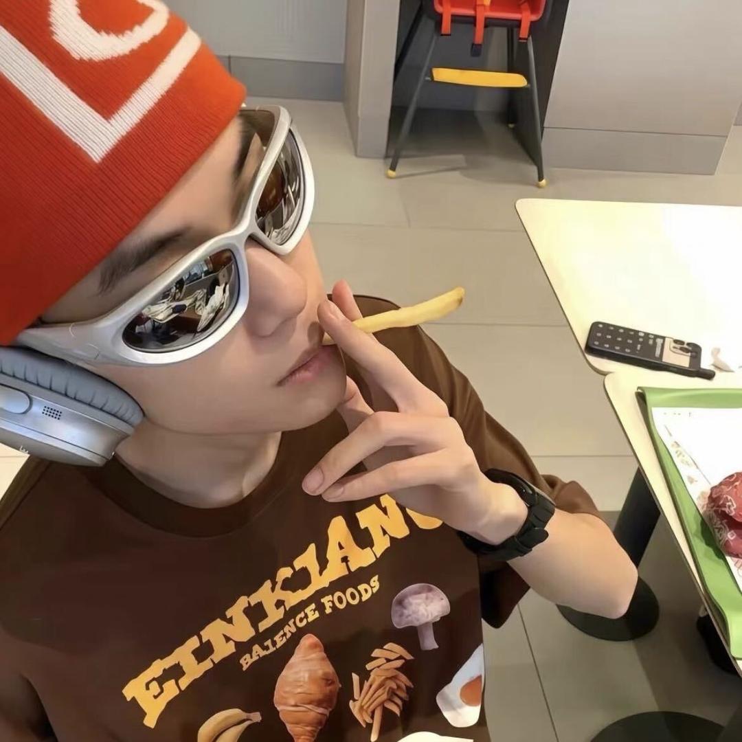 太阳好像快落山了/