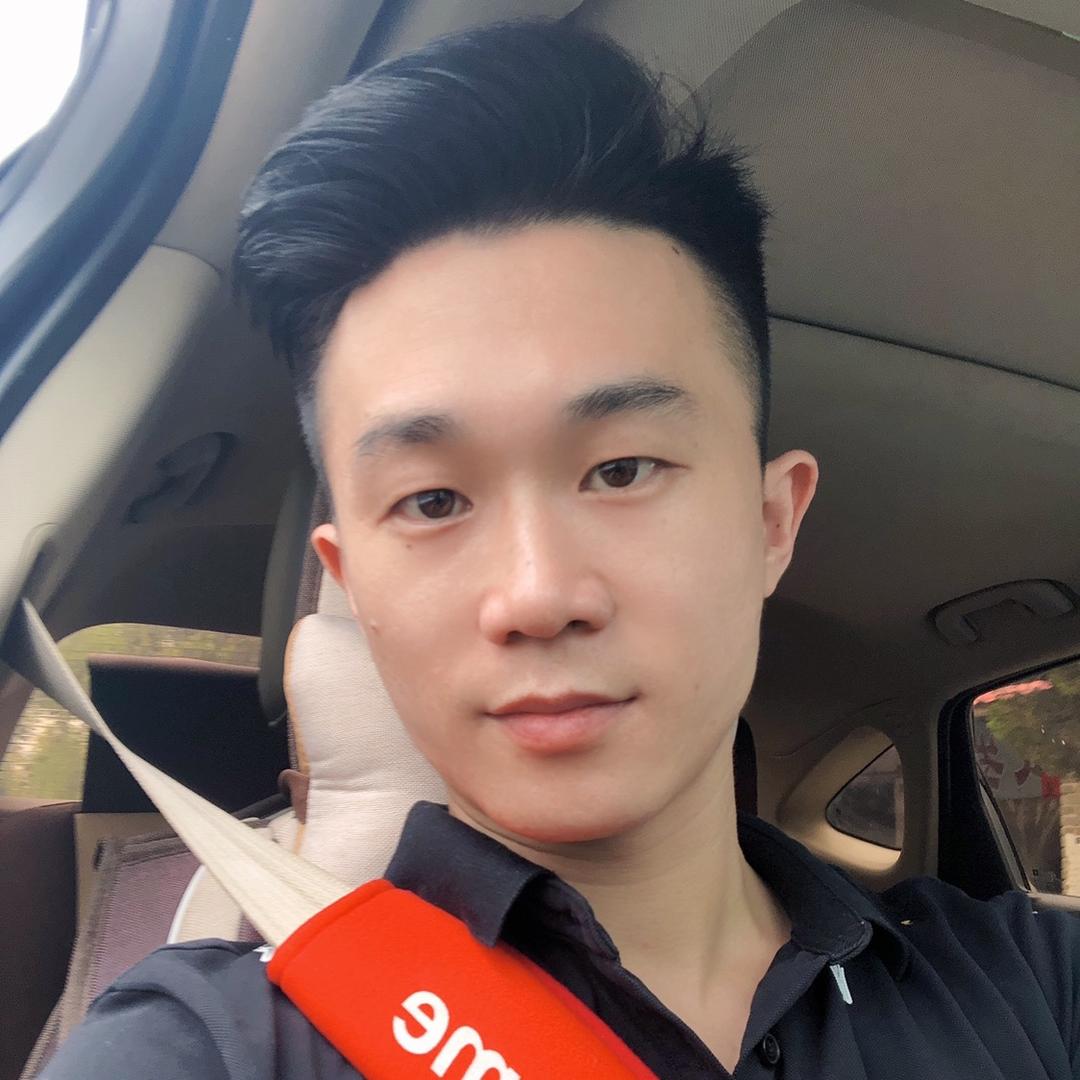 普通人。