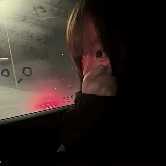 阿梦.