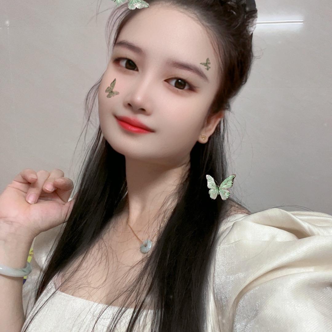 女王陛🌹下月儿