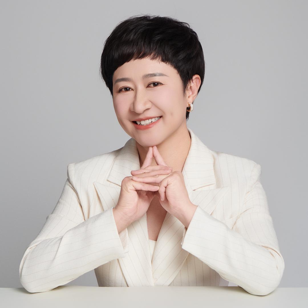 主持人丽蕊