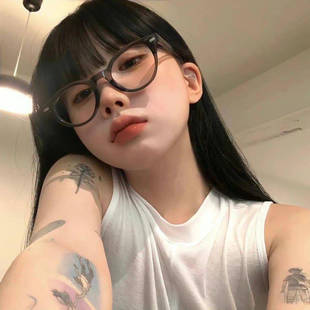 你马子在我这（在线接单）