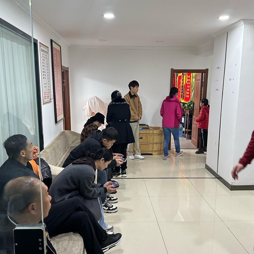 刘老的兢兢业业