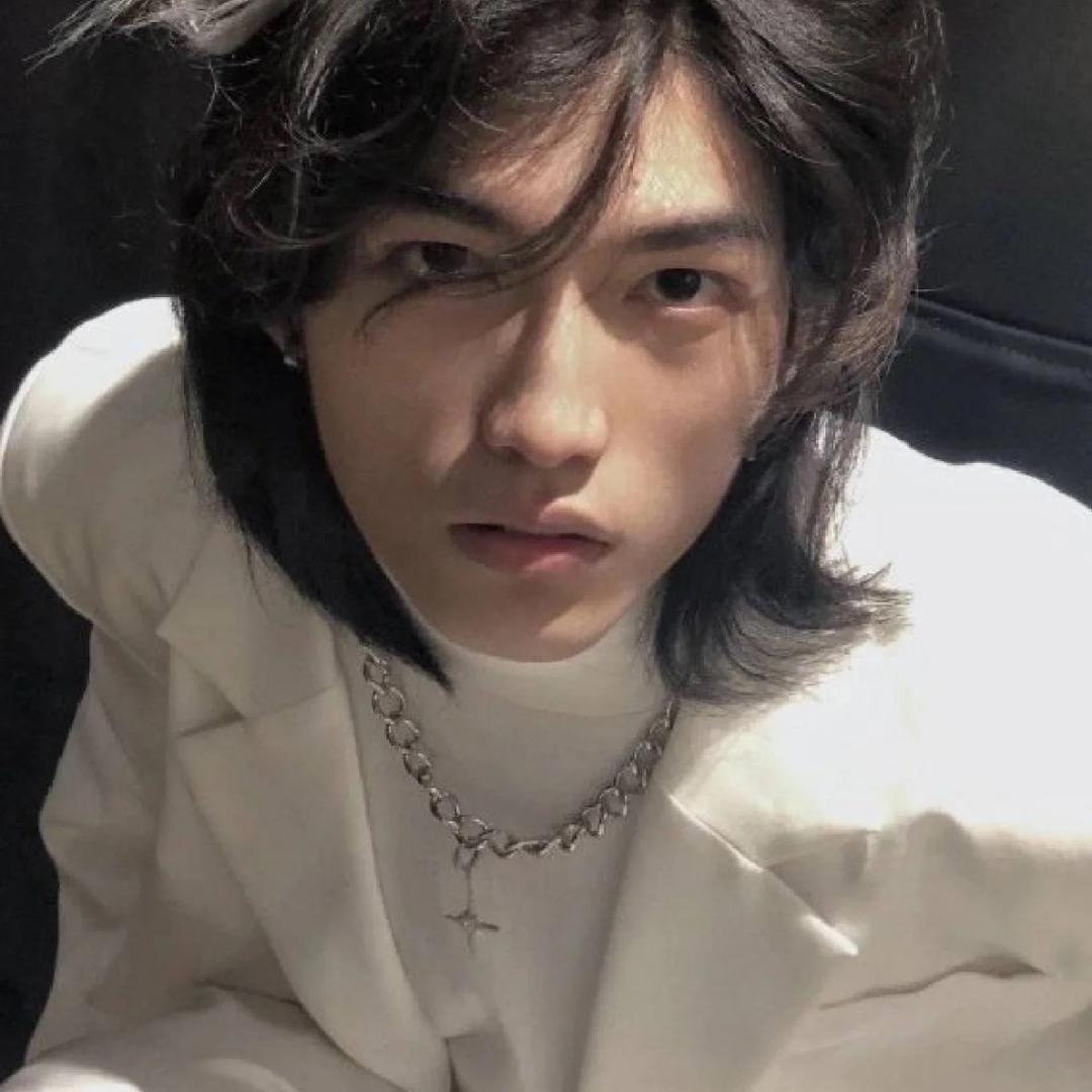 青云潮流服装店