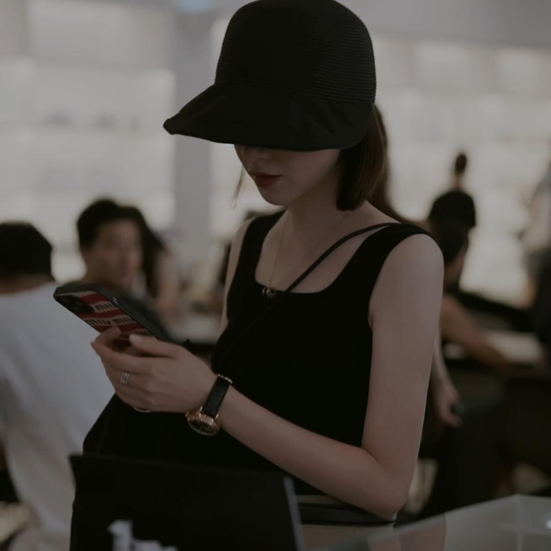 仚屲冚