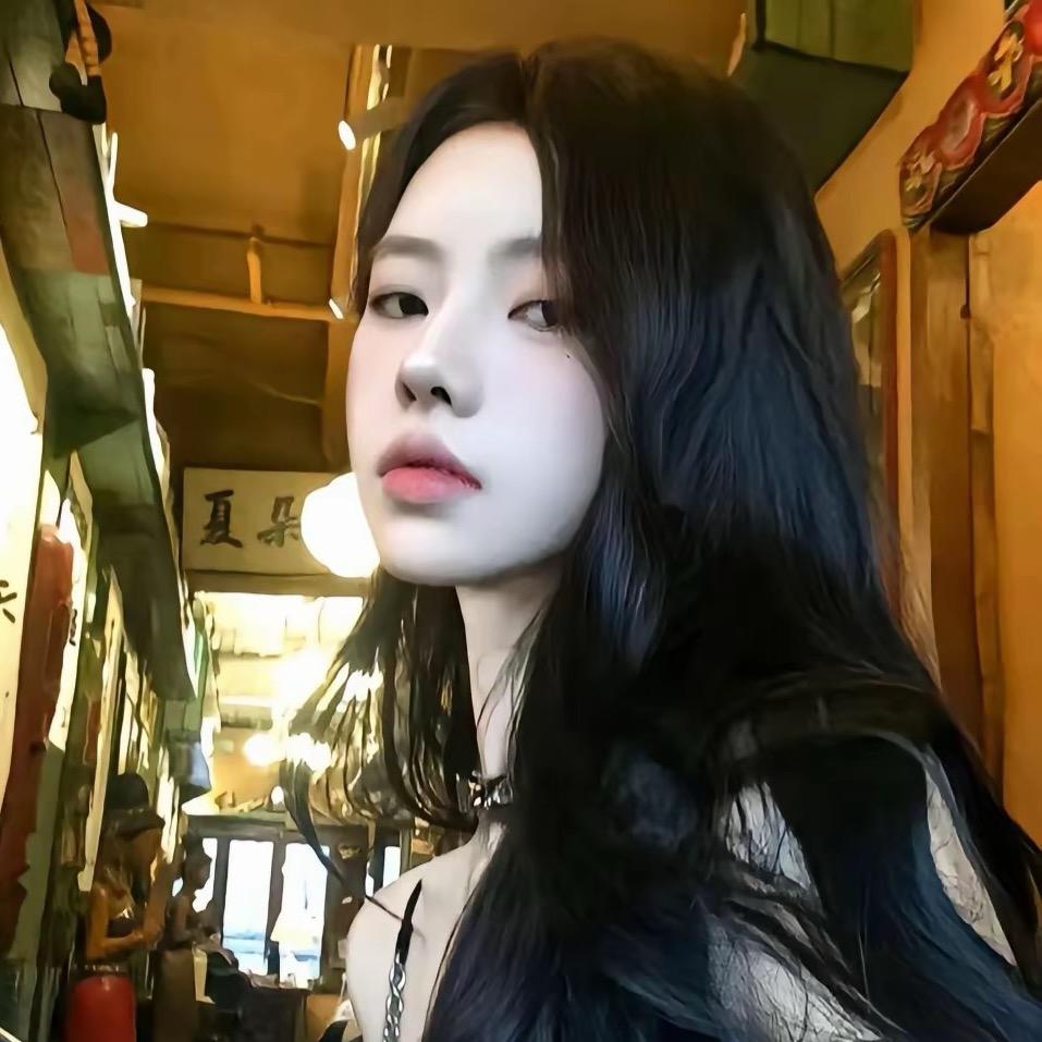 ，