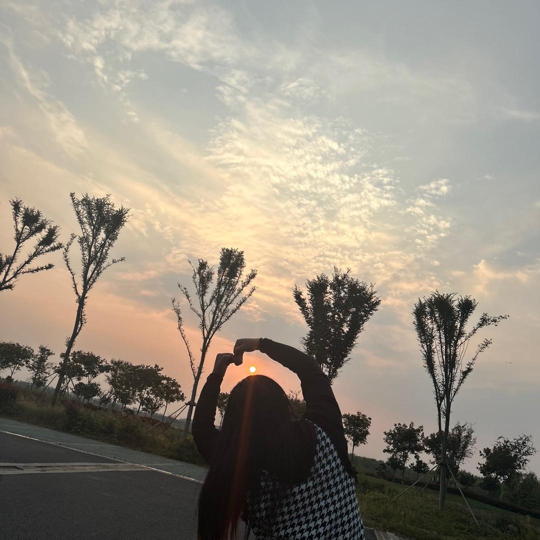 哈哈哈哈😂耶