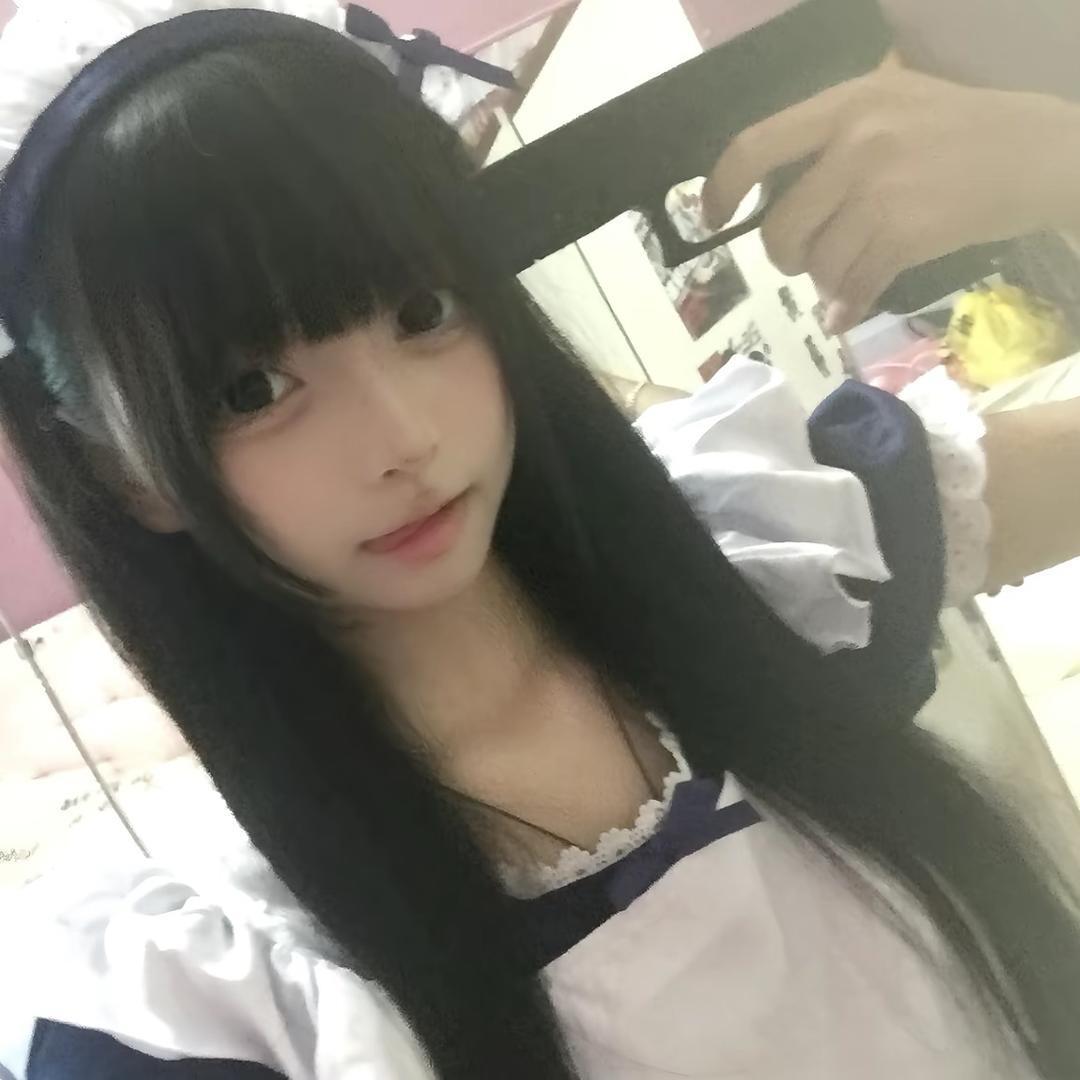 别哭了，我们一直在一起