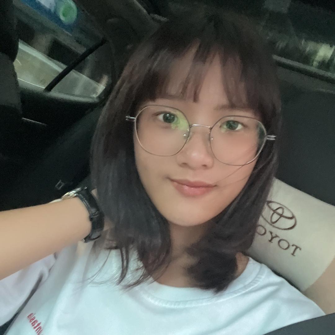 小妹汽车饰内翻新