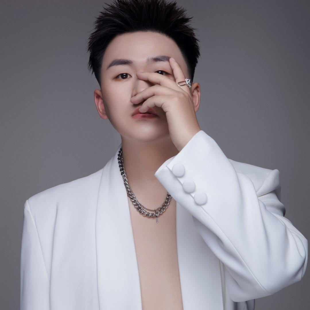 连云港眉毛泉哥