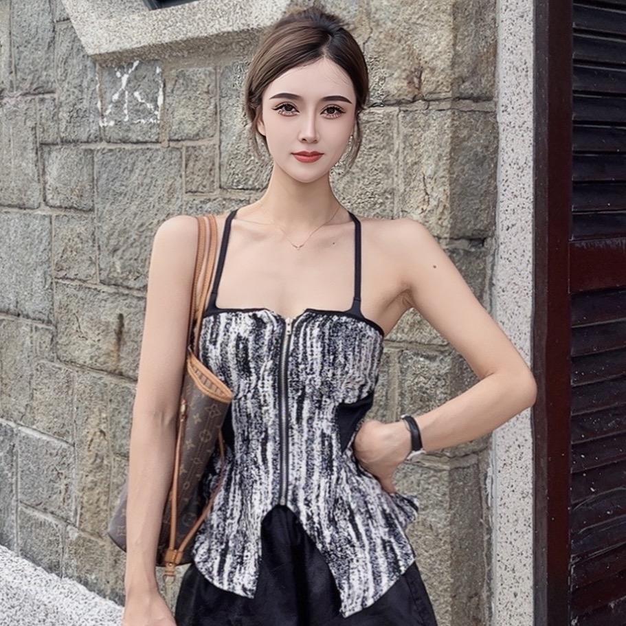 佐蔓时尚女装工厂店