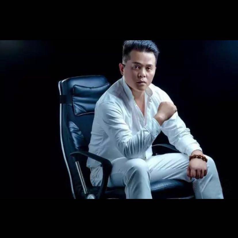村长寻翠