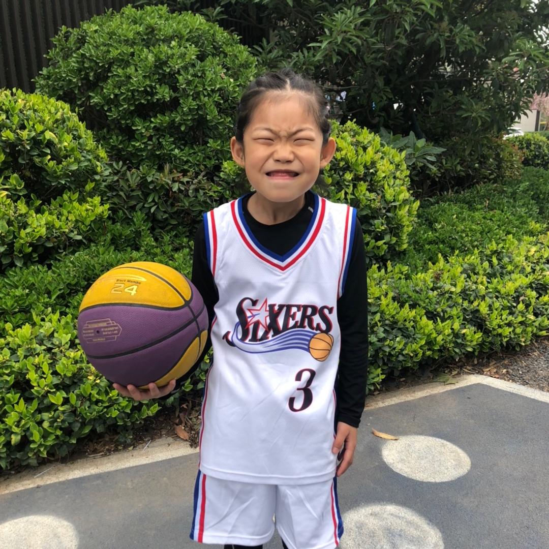 曈姐🏀爱篮球